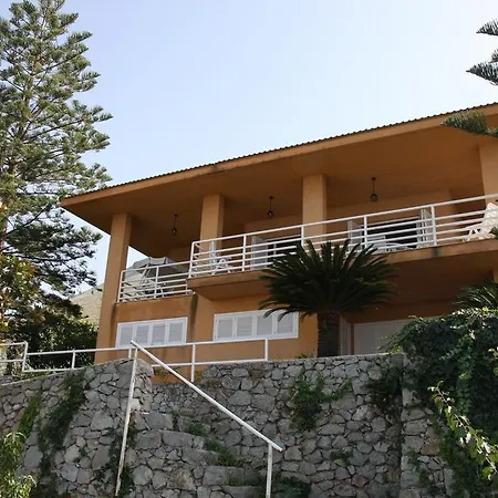 Lomarchi Dom wakacyjny